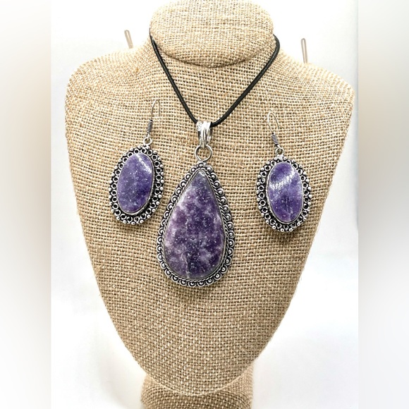Lepidolite Pendant & Earrings Set - Picture 13 of 15